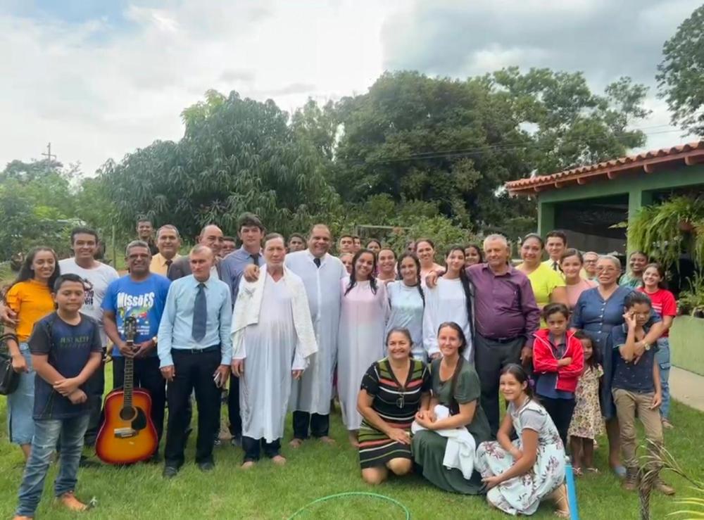 12 vidas aceitaram a Jesus!